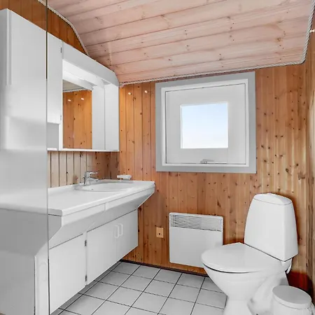 3 Bedroom Stunning In *